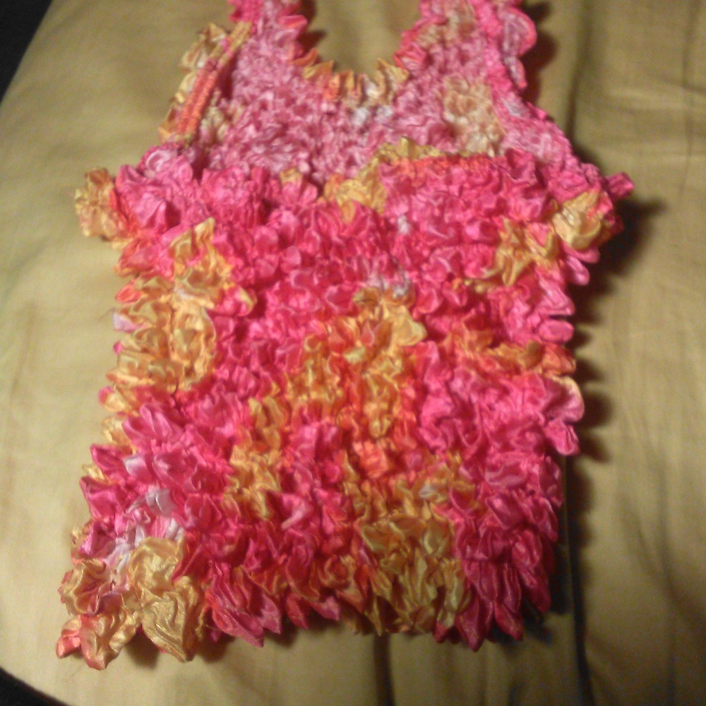 BNWOT VINTAGE POPCORN HALTER TOP LADIES/ MAGIC BUBBLE TOPS THAT EXPAND SATINY - Picture 2 of 7